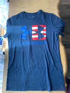 Under Armour Navy Short Sleeve Tee with Red Accent